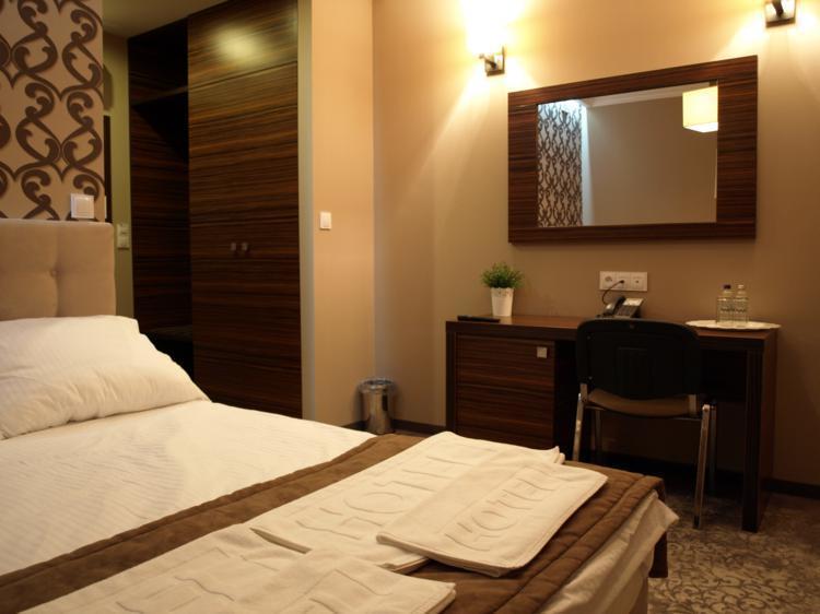 Hotel Kamiza Wyszków Zimmer foto